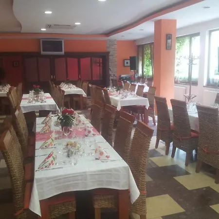 Hotell Hotel Central Sala Sala