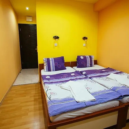 Hotel Centrál Šaľa Szálloda Vágsellye