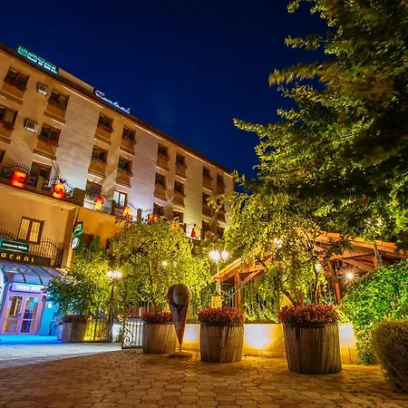 Hotel Centrál Šaľa Vágsellye