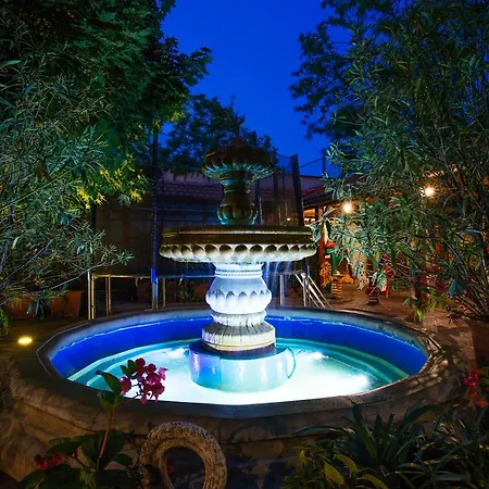 Szálloda Hotel Centrál Šaľa Vágsellye